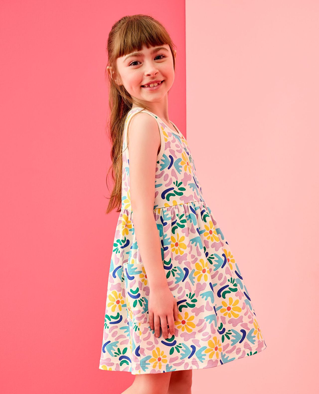 Sleeveless Playground Dress with Pockets - Image 3